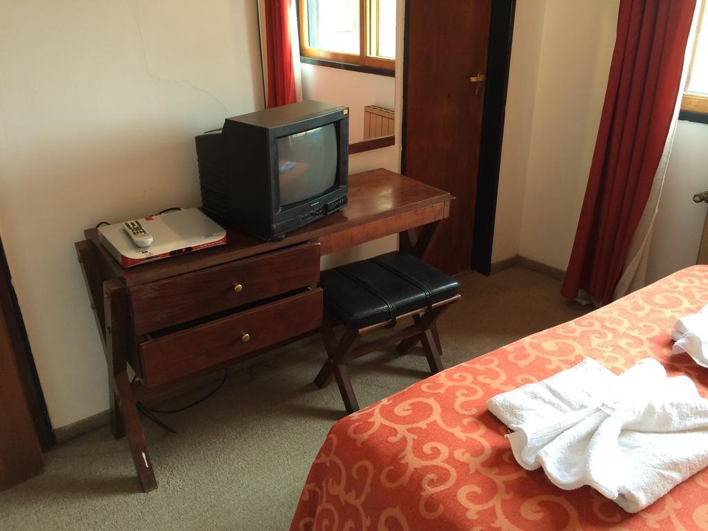 Kuntur Hotel Capilla del Monte Room photo
